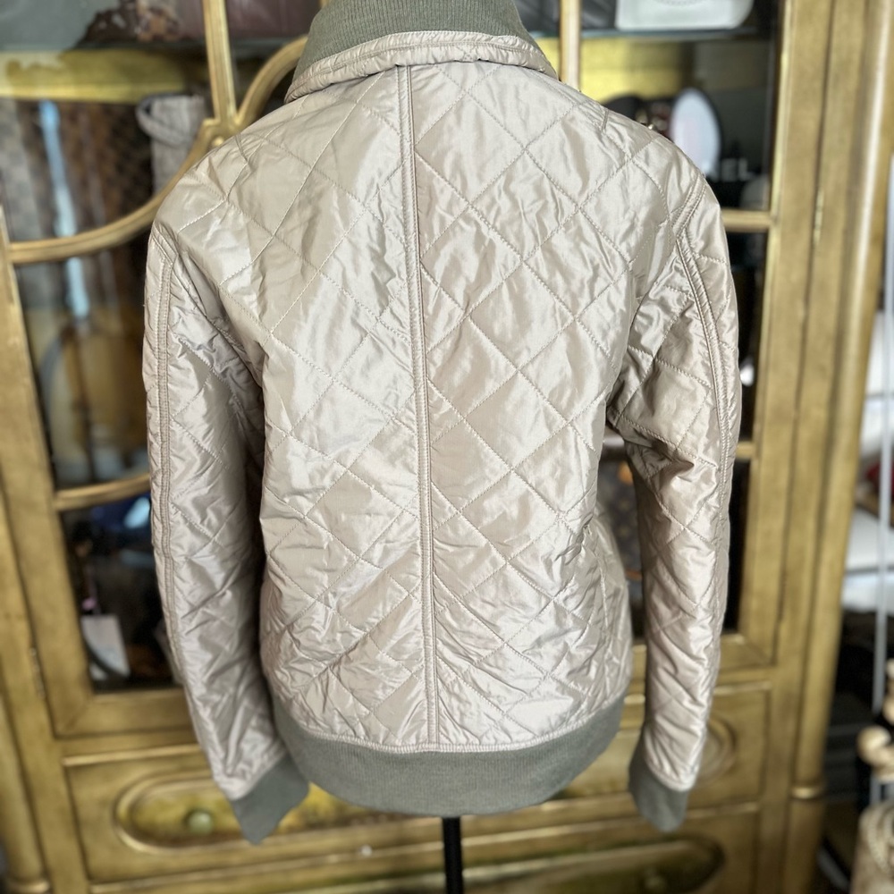 Burberry Black Label Quilted Bomber Jacket Size M Taupe Nylon Japan Exclusive - Picture 3 of 16